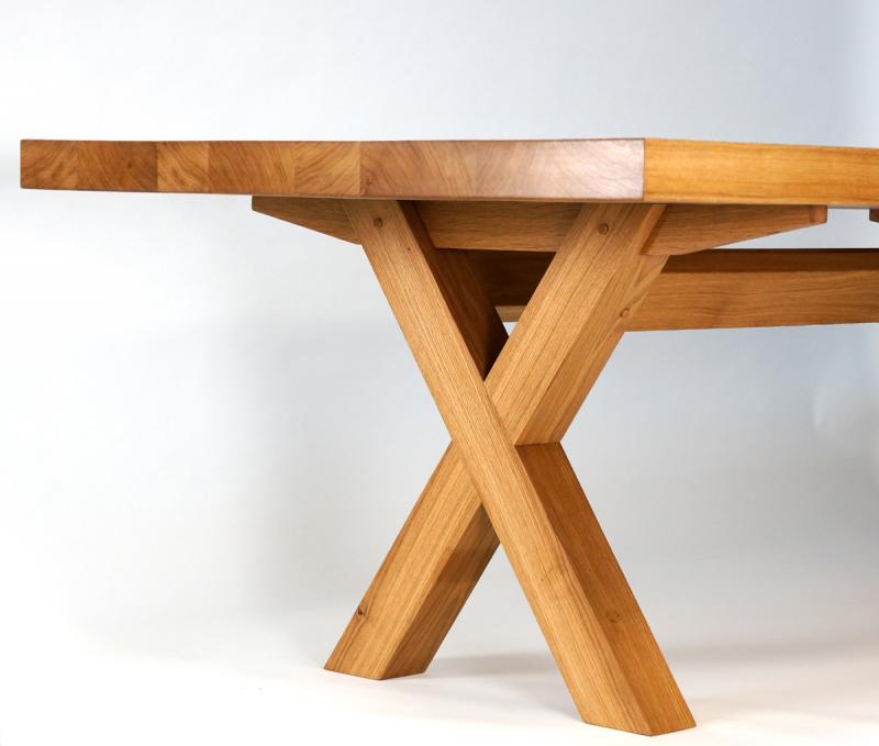 Kitchen Table by Dovetailors