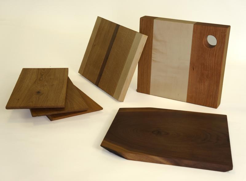 Wooden kitchen accessories by Dovetailors
